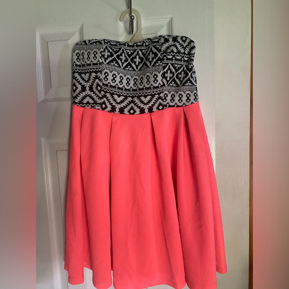 Rue21 Strapless Dress in Pink and Black